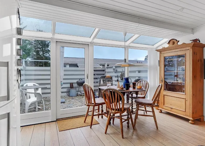 Awesome In With Wifi بيت للعطل